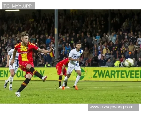 荷乙联赛阿尔梅勒城主场迎战前进之鹰全力争胜之战