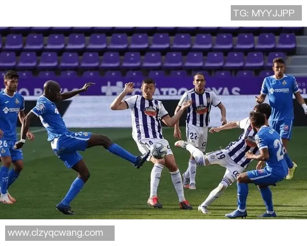 西乙塔拉戈纳与艾科坎比赛腰斩原因解析及影响分析